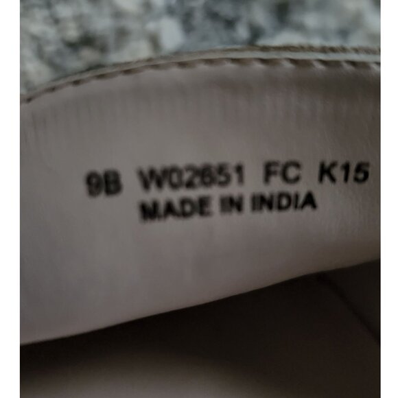 Cole Haan Women's Suede Leather Driving Moccasin Casual Classic Loafers Tan 9B - Picture 11 of 11